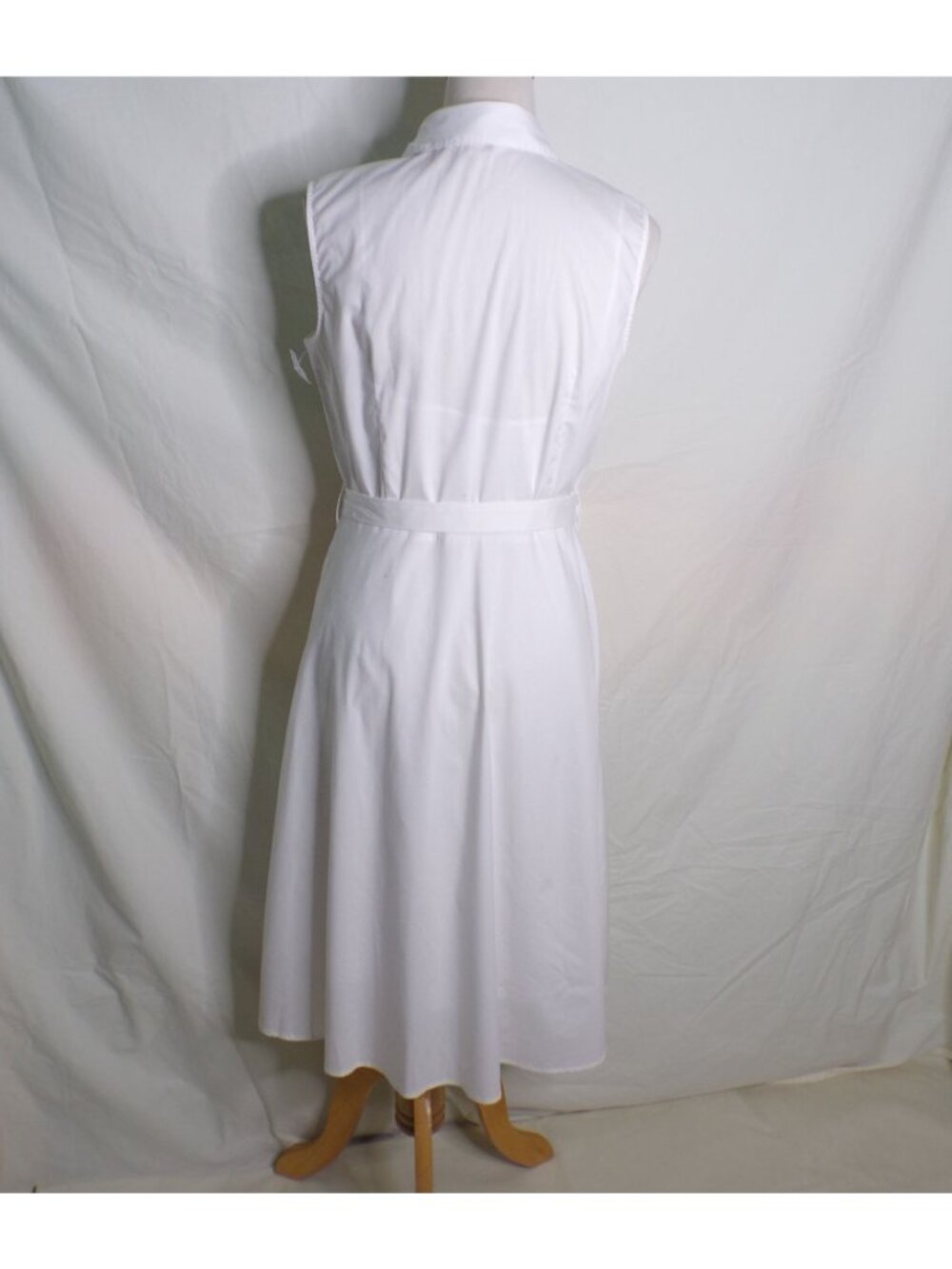 🆕NANETTE LEPORE Belted Eyelet Flare Shirt Dress White 8 - Picture 7 of 9